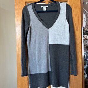 WHBM - Long sleeve pullover sweater, 3 tone gray